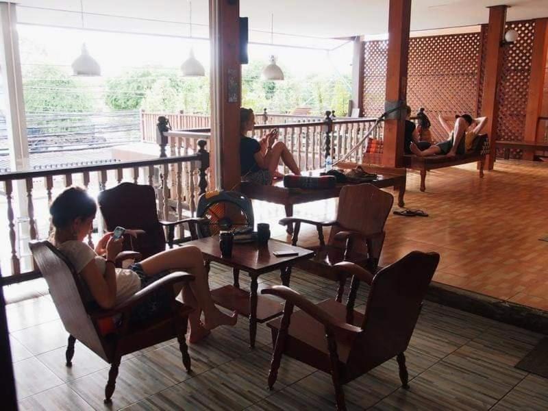 Chommuang Guest House Phranakhonszi Ajutthaja Kültér fotó