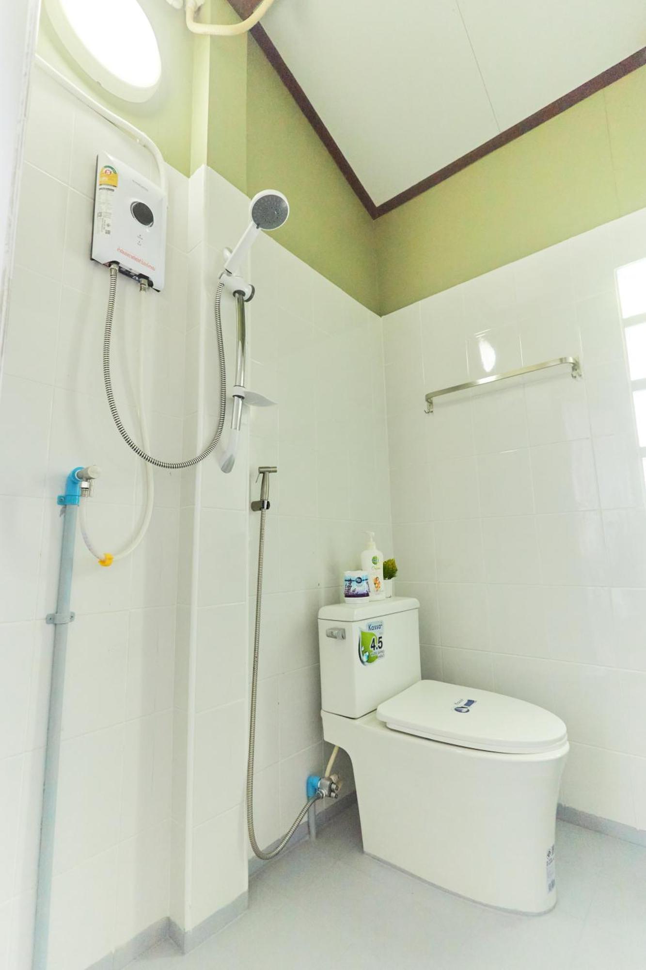 Chommuang Guest House Phranakhonszi Ajutthaja Kültér fotó
